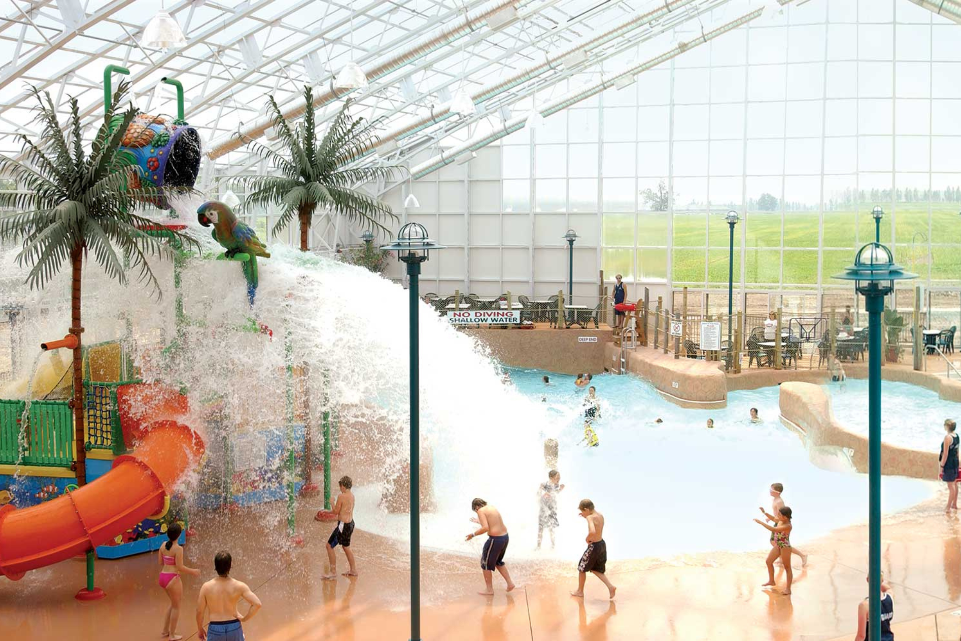 Waves Indoor Waterpark 